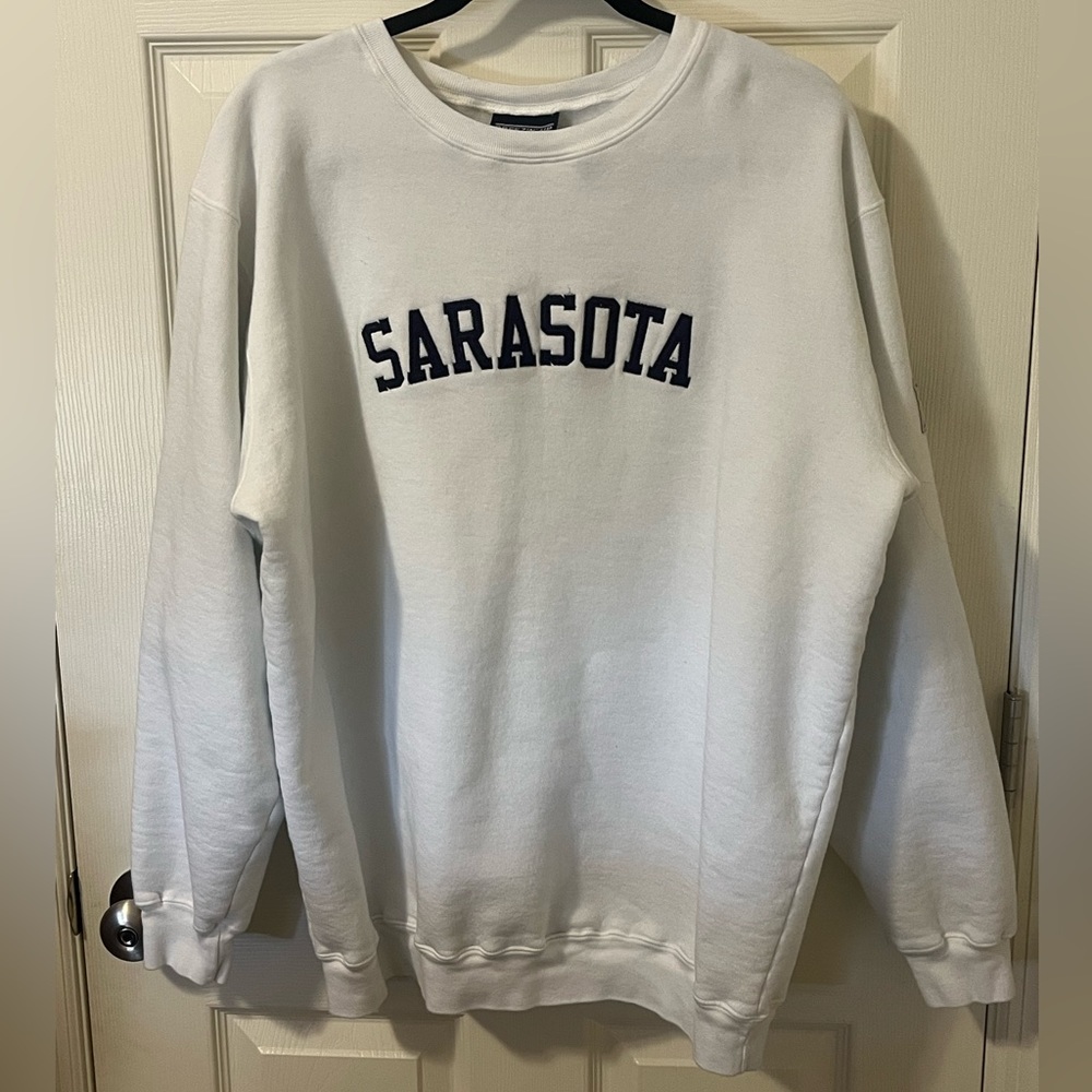 Unisex Medium Breezin’ Up Sarasota White Crewneck